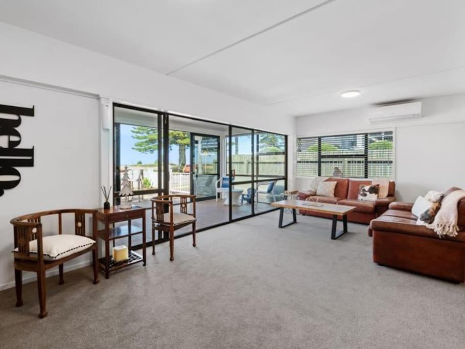 Beachfront Gem In Mount Maunganui Exterior photo