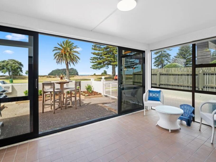Beachfront Gem In Mount Maunganui Exterior photo