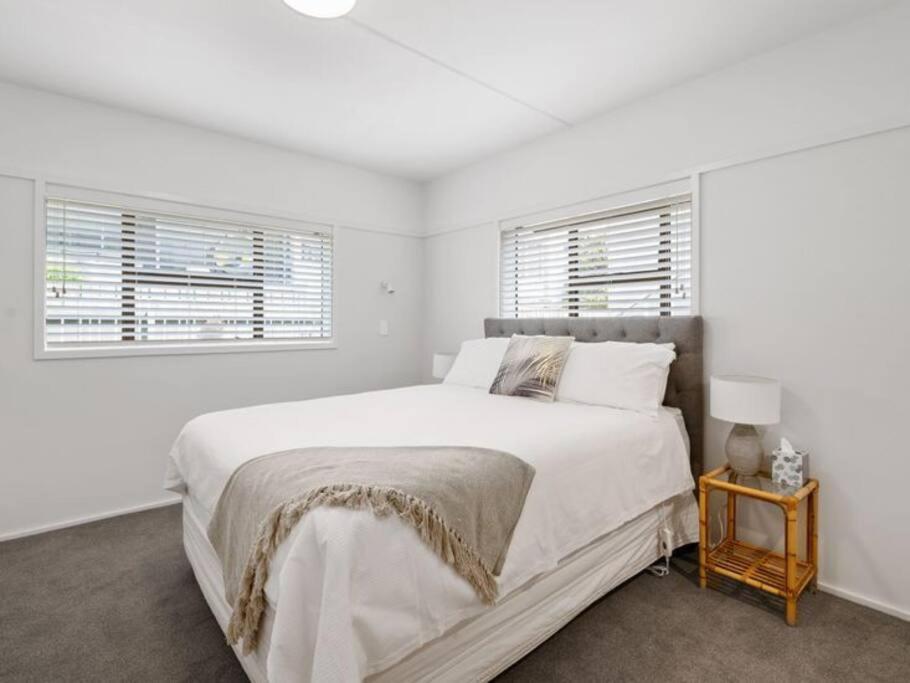 Beachfront Gem In Mount Maunganui Exterior photo